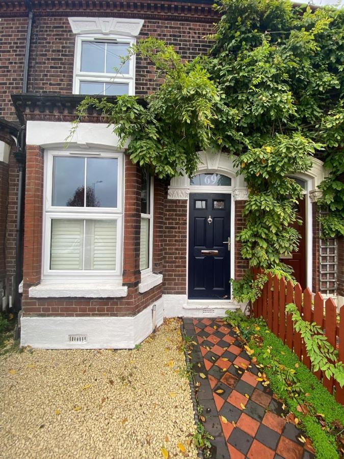 Luxurious 3 Bedroom House With Permit Parking Norwich Extérieur photo